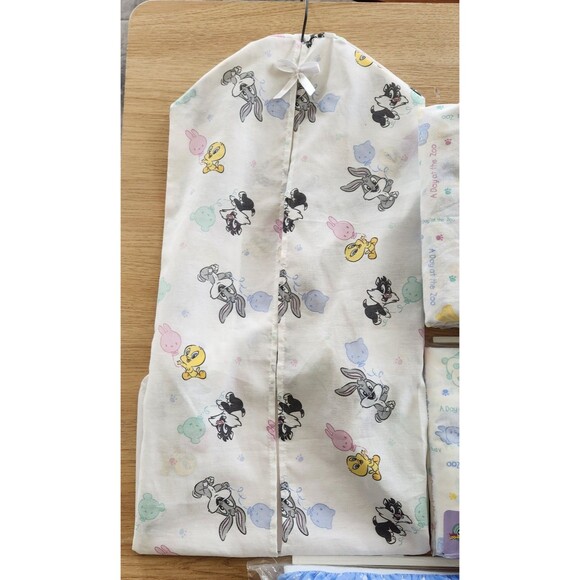 Vintage Baby Looney Tunes Day at the Zoo Baby Bedding & Diaper Stacker - Picture 5 of 8
